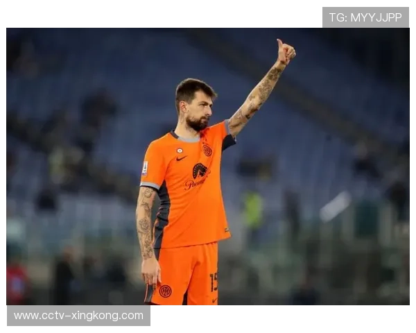 阿切尔比伤愈复出,重返国米合练提升防线稳定性 阿切尔比伤愈复出,重返国米合练提升防线稳定性